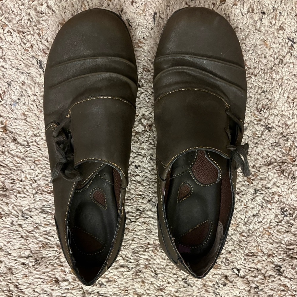 Boc Brown casual shoes